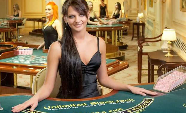 Blackjack Croupier