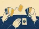 Illustrazione stile incisione di due mani che scambiano una carta da gioco sopra un tavolo da blackjack, con una carta "22" sul tavolo